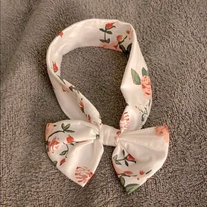 Floral Newborn Headband with Bow NWOT